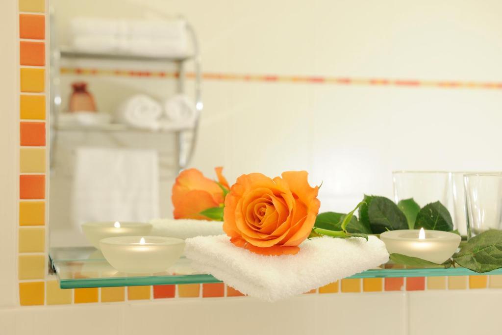 Tittmoning Hotel Inspiration Garni חדר תמונה