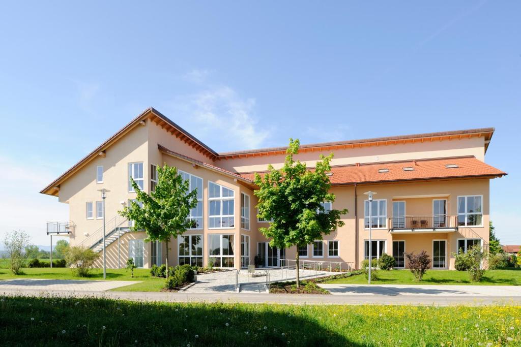 Tittmoning Hotel Inspiration Garni מראה חיצוני תמונה