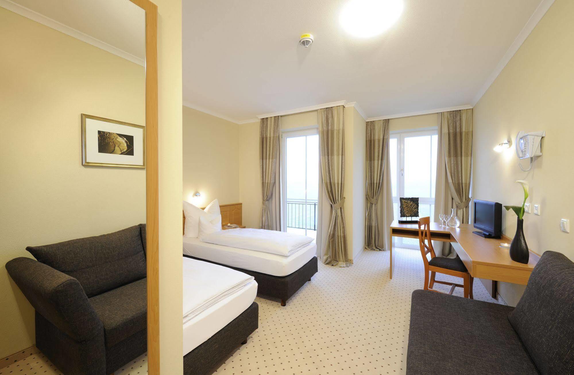 Tittmoning Hotel Inspiration Garni מראה חיצוני תמונה