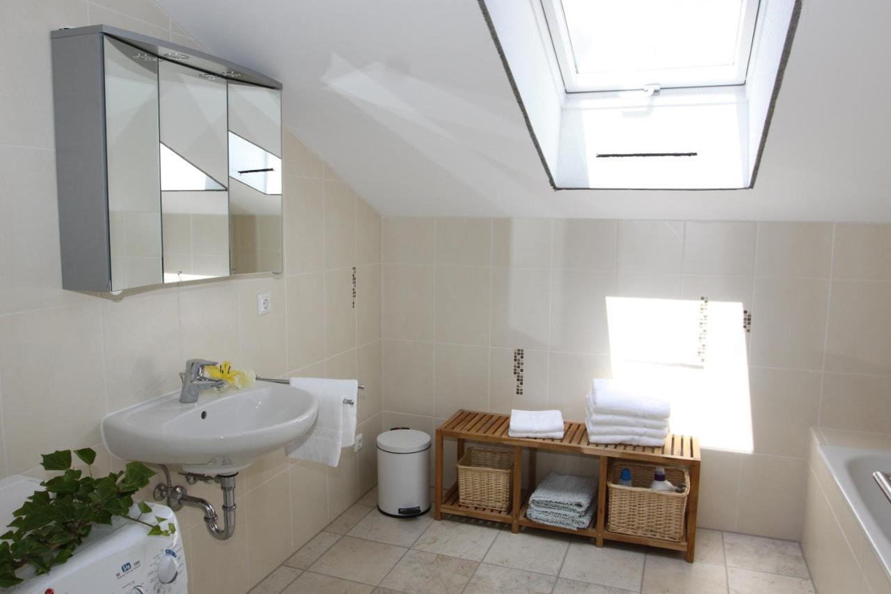 Tittmoning Hotel Inspiration Garni חדר תמונה